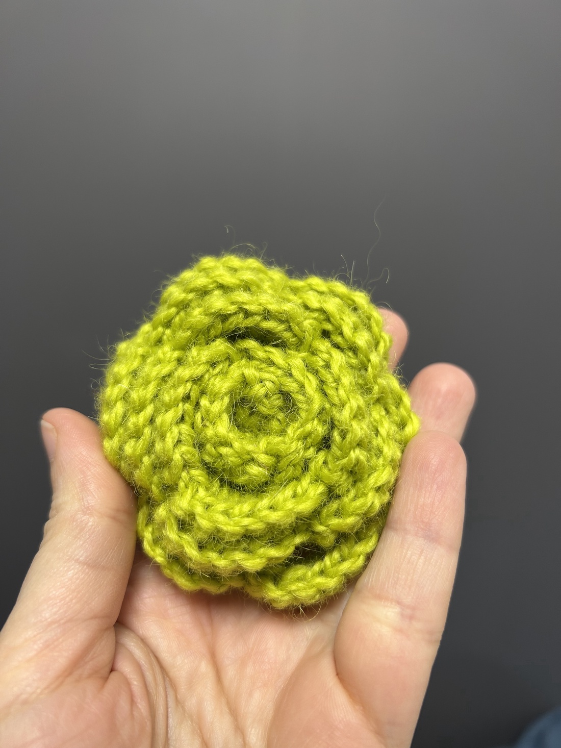 Brosa trandafir - bijuterii - broșe - Artynos.ro