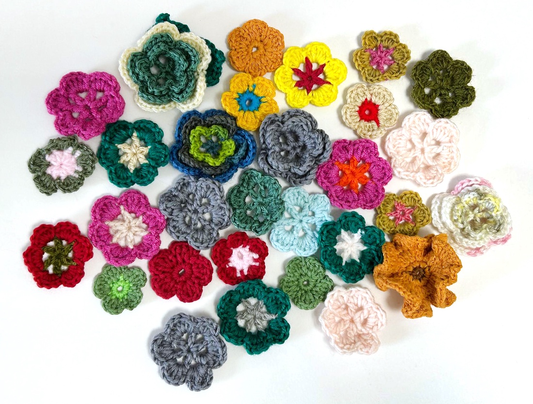 Lot aplicatii crosetate - casă & stil de viață - decorațiuni de casă - accesorii florale - flori la fir - Artynos.ro