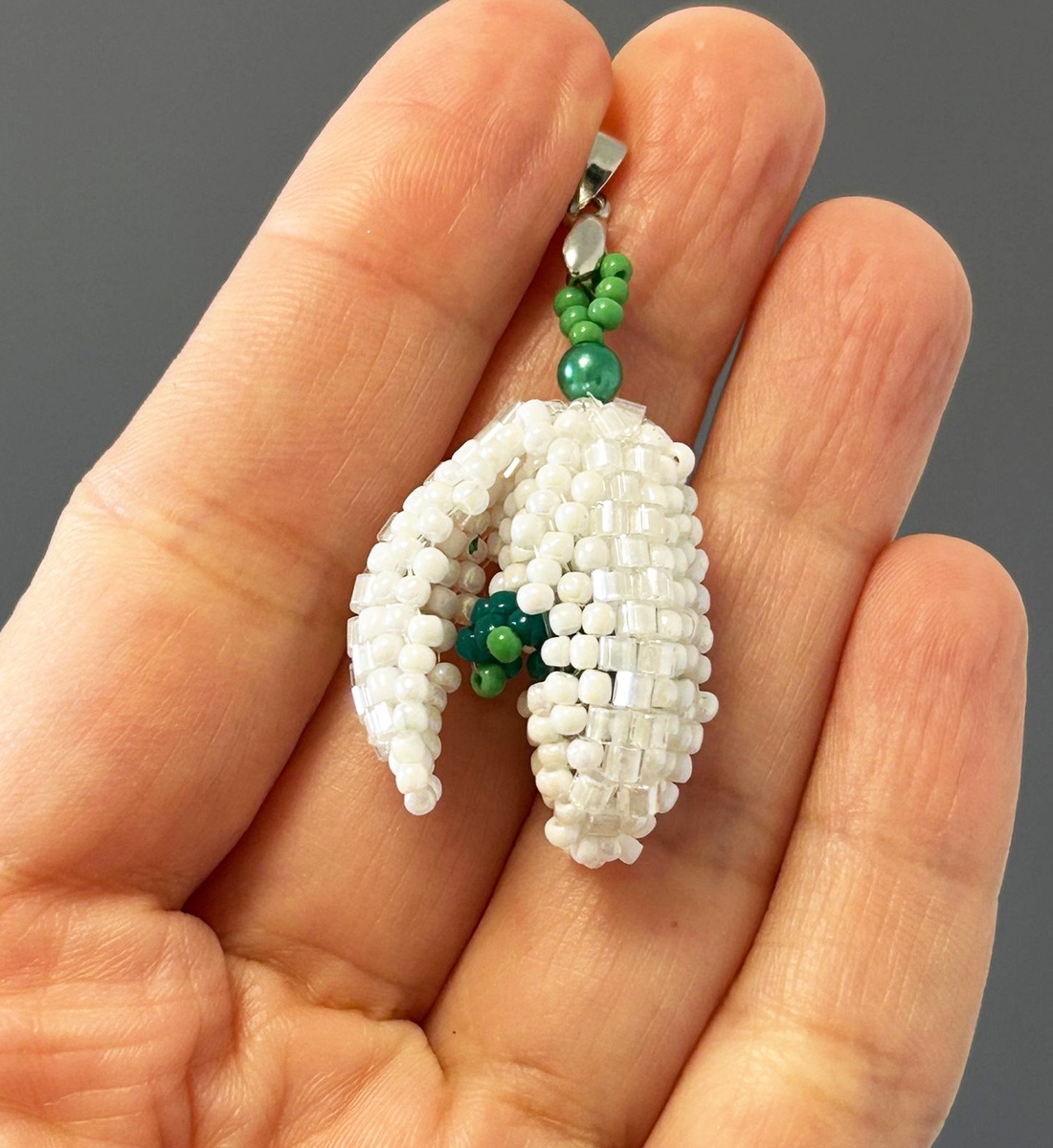 Pandative tesute cu margele toho - bijuterii - mărțișor - Artynos.ro