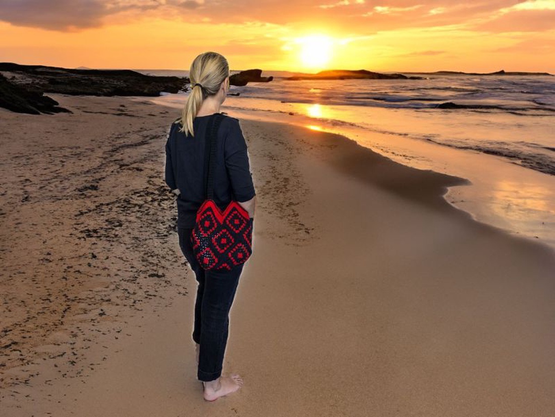 Sacosa nuante rosu/ negru - genți și portofele - geantă pentru cumpărături - totebaguri - Artynos.ro