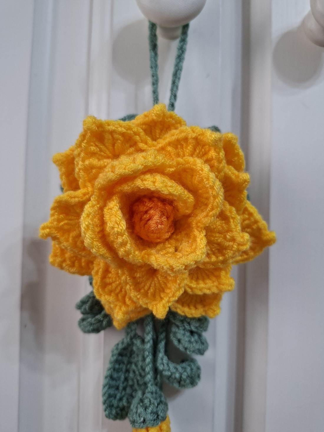 Trandafir croșetat - arte vizuale și accesorii  - alte arte - Artynos.ro