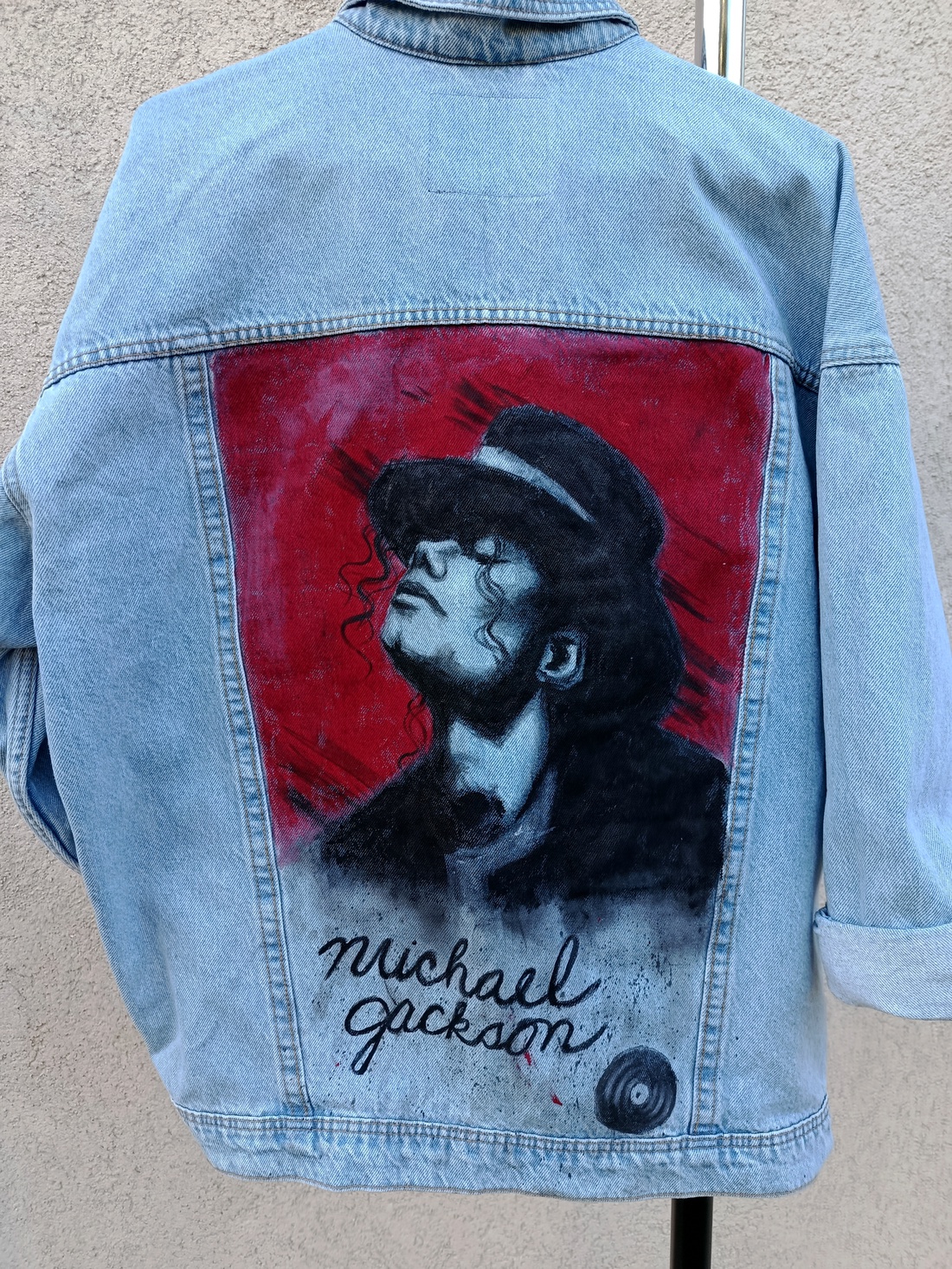 Geaca model cu Michael Jackson - îmbrăcăminte și modă - haine damă - jachetă de femei - Artynos.ro