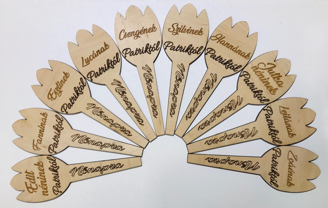 Cadou cu nume în formă de lalea -  - Artynos.ro Cadou cu nume în formă de lalea -  - Artynos.ro