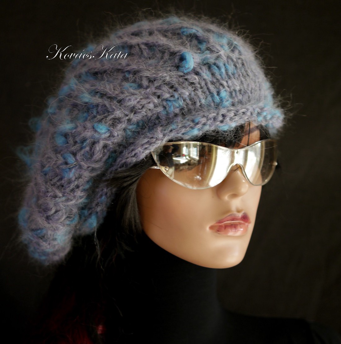 DORA / gri-turcoaz - șapcă extravagantă tricotată manual cu ciuperci din mohair groase - îmbrăcăminte și modă - eșarfe, pălării, fularuri - căciulă - Artynos.ro