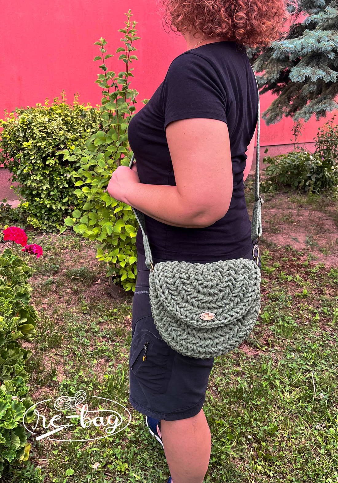 Geantă de umăr/ cross body - geantă și husă - genți de umăr și genți de mână - genți de umăr - Artynos.ro Geantă de umăr/ cross body - geantă și husă - genți de umăr și genți de mână - genți de umăr - Artynos.ro
