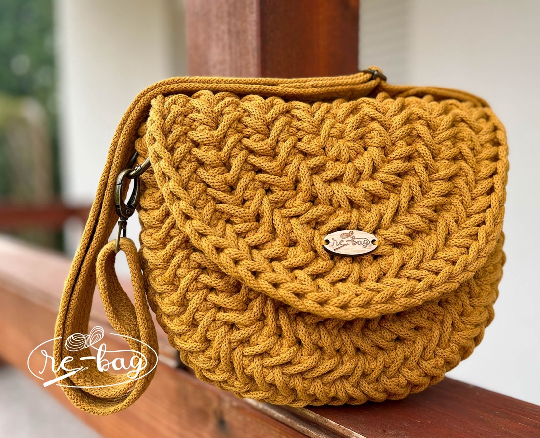 Geantă de umăr/ cross body - genți și portofele - genți de mână și umăr - genți de umăr - Artynos.ro