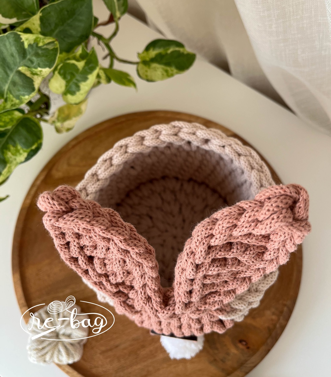 Coșuleț depozitare cu formă de iepuraș - decor de sărbători - decorațiuni de paște - coș de ouă - Artynos.ro