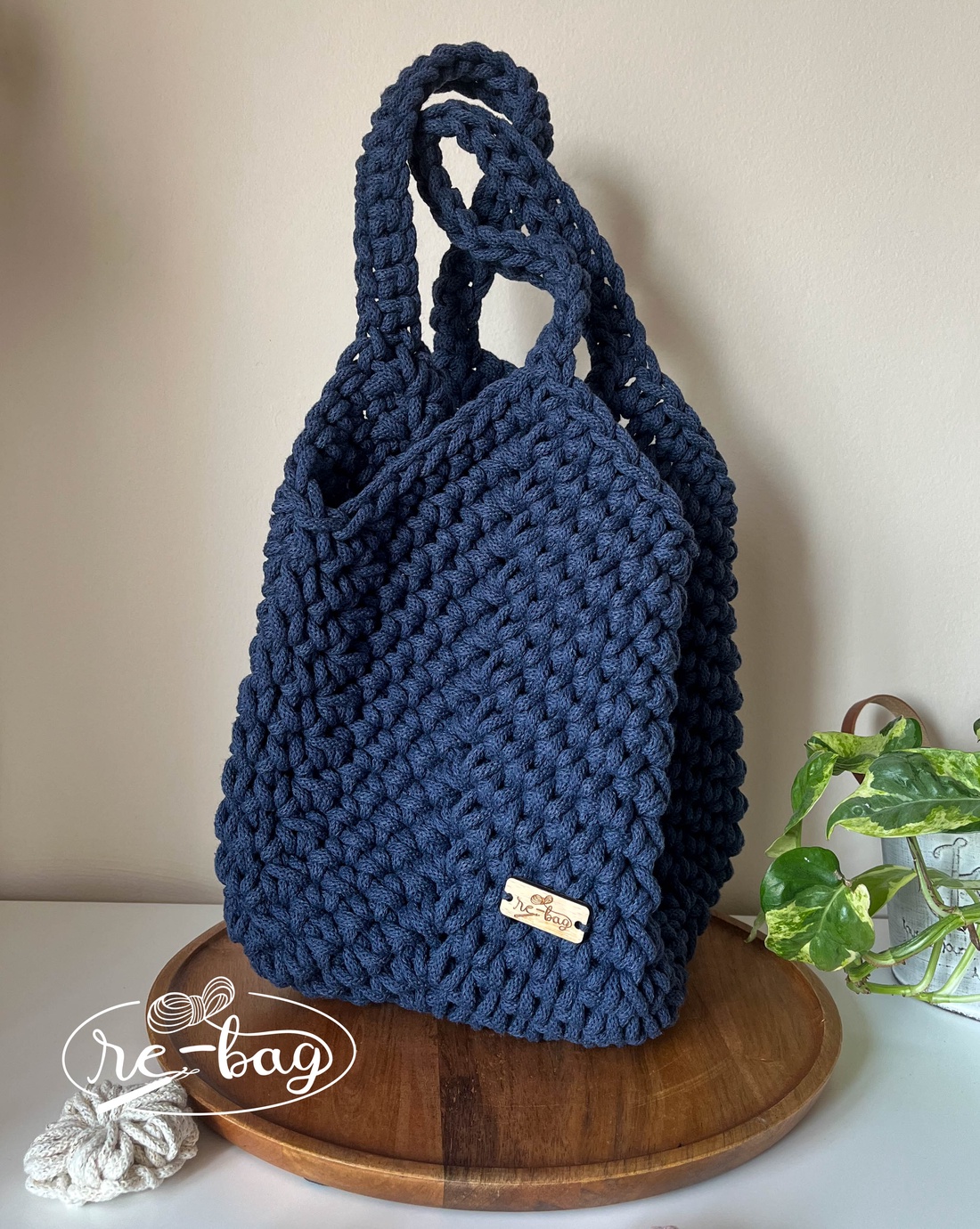 Geantă de umăr - genți și portofele - genți de mână și umăr - geantă mare - Artynos.ro