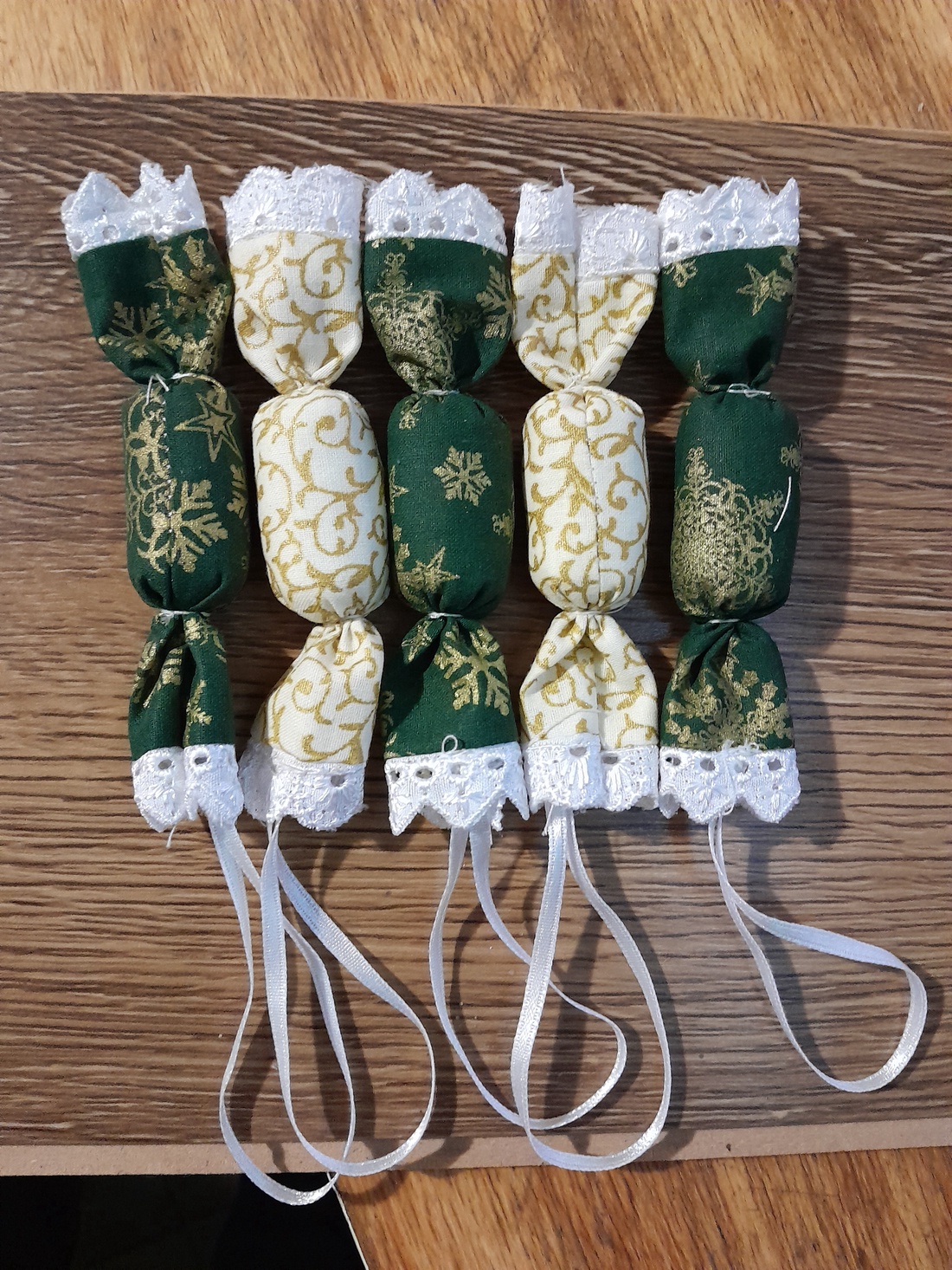 Textil szaloncukor,  - crăciun - decorațiuni de advent - decor pentru masa de advent - Artynos.ro