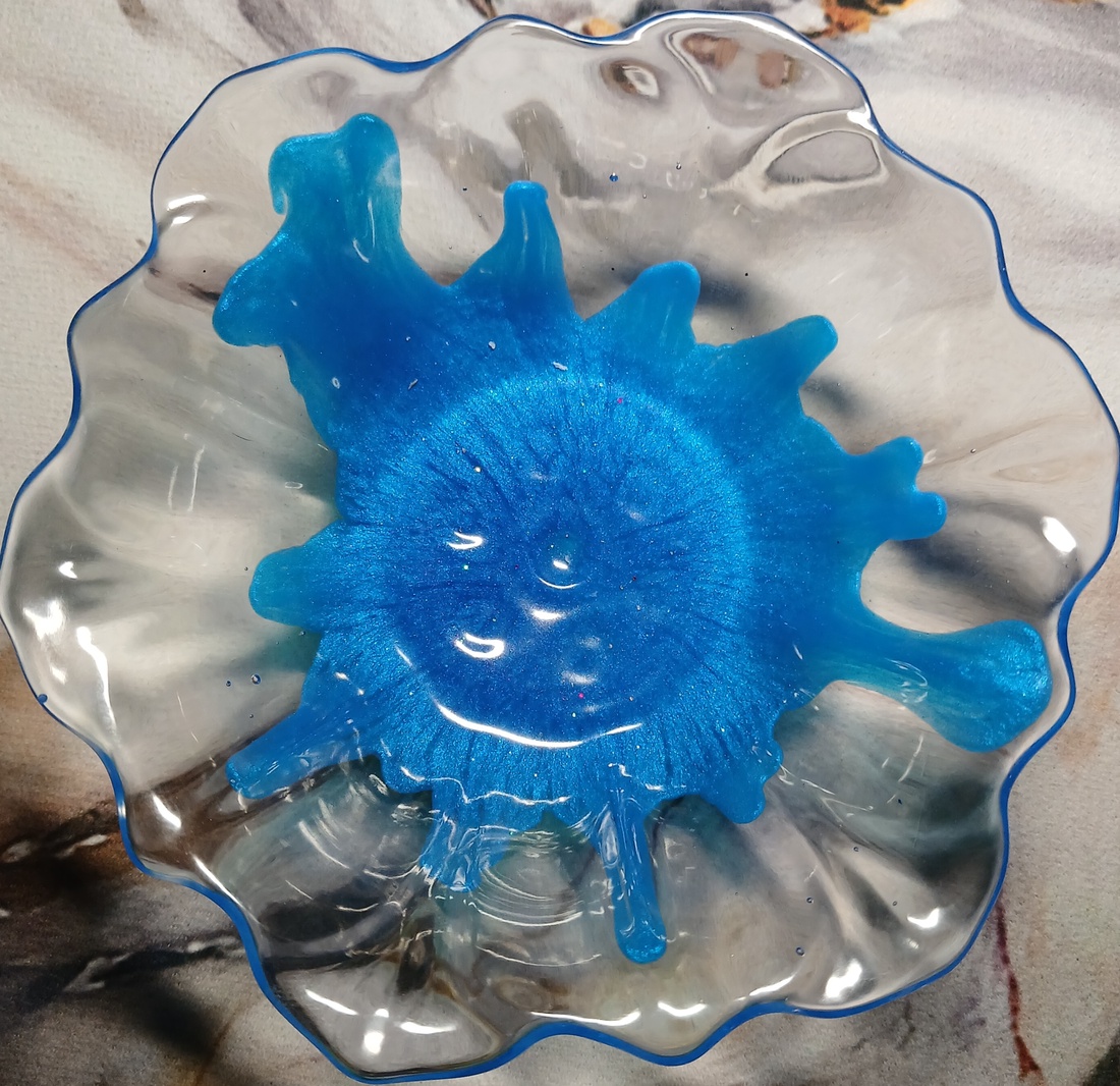 Boluri/castronașe din rasina epoxidica diferite culori. Gata pentru servire. - accessorii și unelte - plastilină - rășină sintetică - Artynos.ro Boluri/castronașe din rasina epoxidica diferite culori. Gata pentru servire. - accessorii și unelte - plastilină - rășină sintetică - Artynos.ro