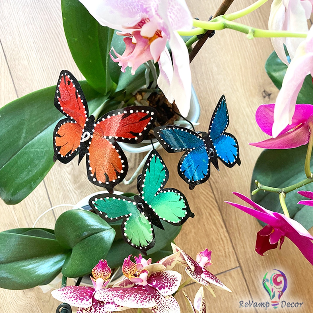 Fluture metalic decorativ de grădină, decupabil, în 3 culori M - casă & stil de viață - accesorii pentru casă și grădină - decorațiuni exterioare și de grădină - Artynos.ro Fluture metalic decorativ de grădină, decupabil, în 3 culori M - casă & stil de viață - accesorii pentru casă și grădină - decorațiuni exterioare și de grădină - Artynos.ro