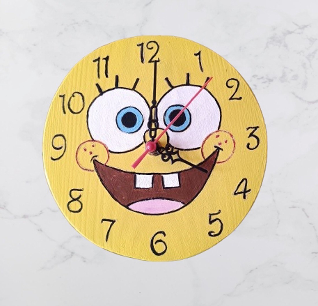 Ceas de perete din lemn Spongebob - - Artynos.ro Ceas de perete din lemn Spongebob - - Artynos.ro