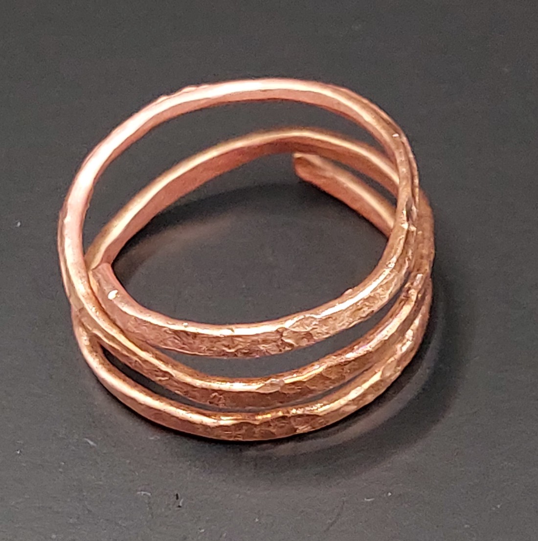Inel unic, cu design special, din cupru -  - Artynos.ro Inel unic, cu design special, din cupru -  - Artynos.ro