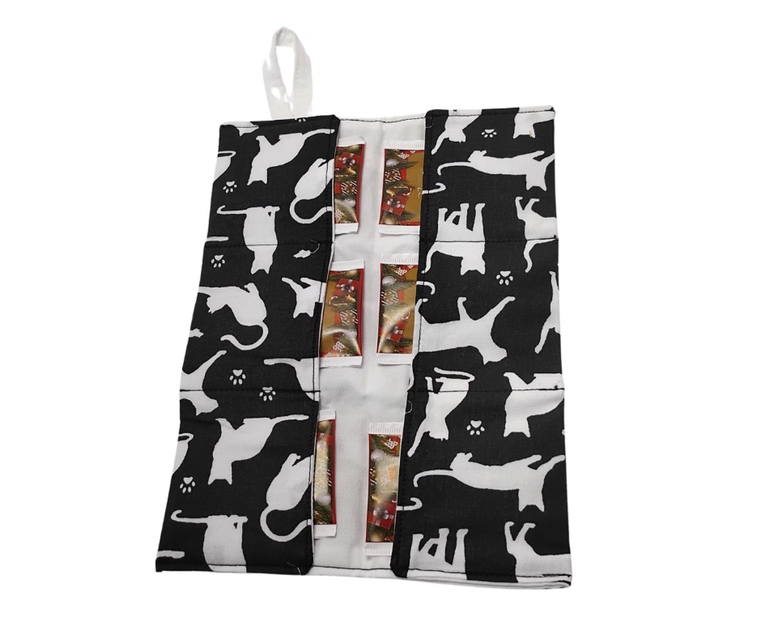 Kitten snack set - tacâmuri și suport pentru pliculețe de ceai (zahăr, sare, șervețele răcoritoare...) - - Artynos.ro Kitten snack set - tacâmuri și suport pentru pliculețe de ceai (zahăr, sare, șervețele răcoritoare...) - - Artynos.ro