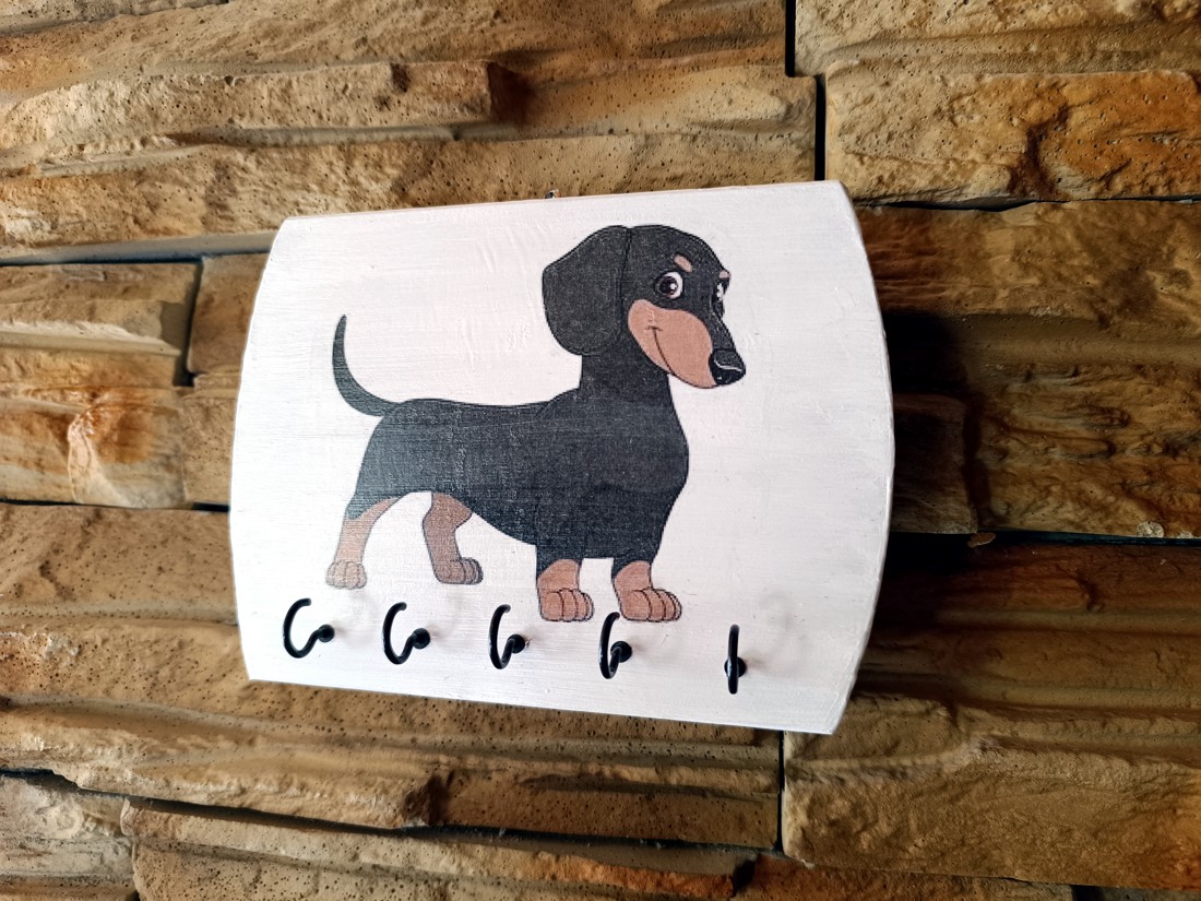 Depozit agățat din lemn cu câine dachshund - - Artynos.ro Depozit agățat din lemn cu câine dachshund - - Artynos.ro