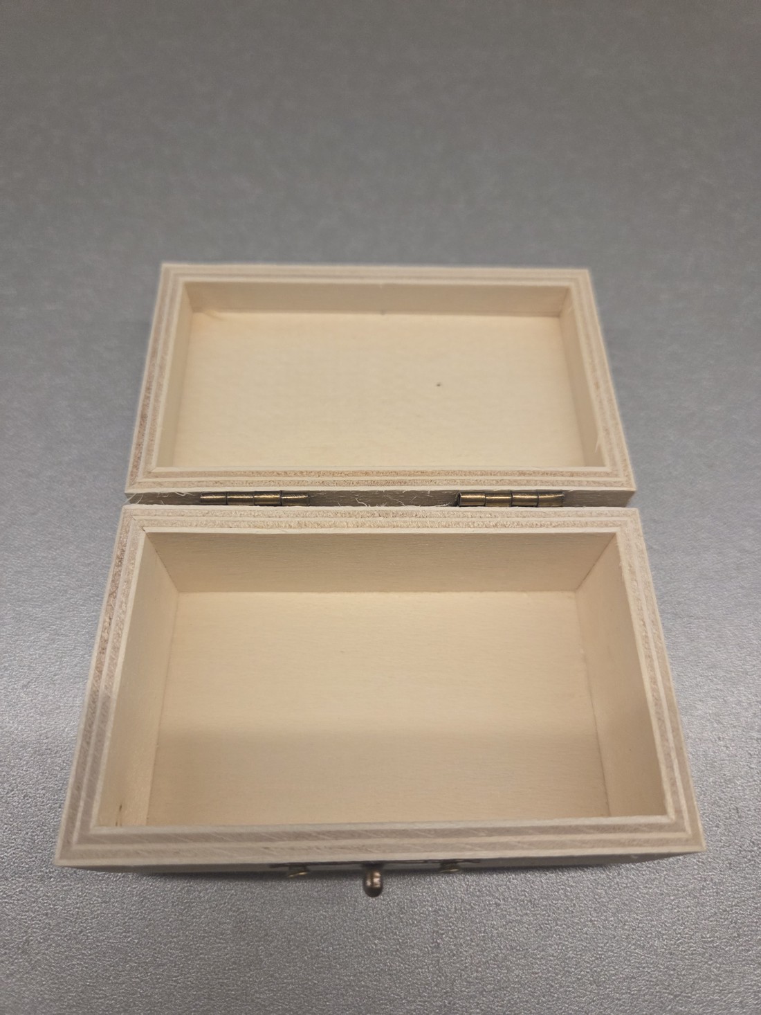 Cutie de bijuterii cu bile - bijuterii - suporturi și cutii de bijuterii - cutii de bijuterii - Artynos.ro