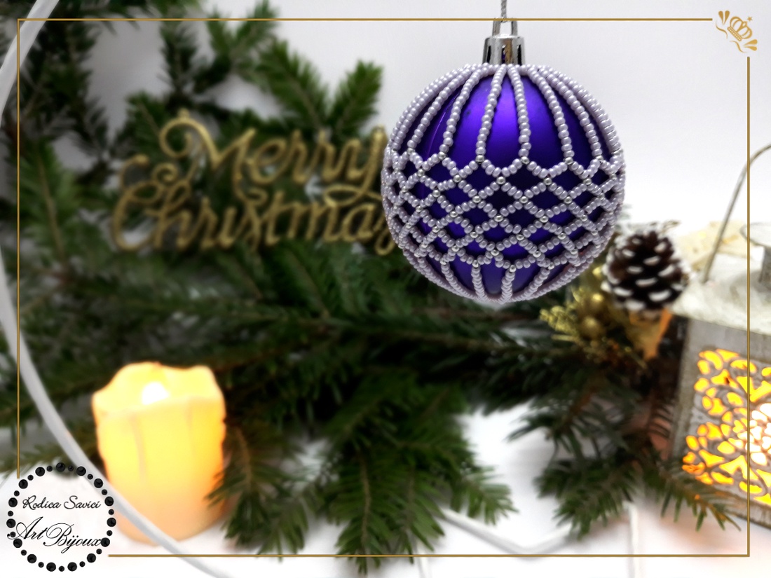 Globuleț Crăciun decorat cu mărgele - mov cu plasă lila - accesorii de crăciun - decorațiuni de crăciun de casă - decorațiuni pentru pomul de crăciun - Artynos.ro Globuleț Crăciun decorat cu mărgele - mov cu plasă lila - accesorii de crăciun - decorațiuni de crăciun de casă - decorațiuni pentru pomul de crăciun - Artynos.ro