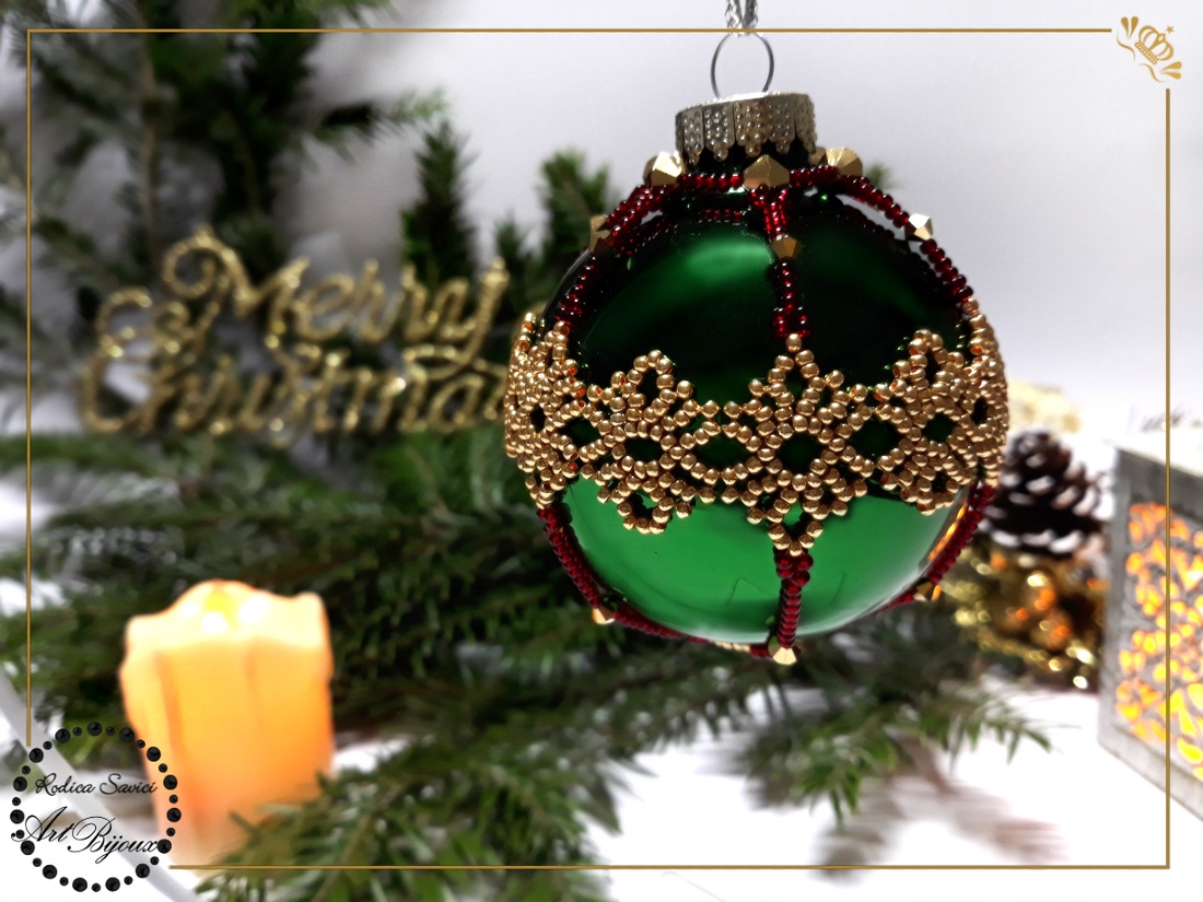 Globuleț Crăciun decorat cu mărgele - verde cu dantelă aurie - accesorii de crăciun - decorațiuni de crăciun de casă - decorațiuni pentru pomul de crăciun - Artynos.ro Globuleț Crăciun decorat cu mărgele - verde cu dantelă aurie - accesorii de crăciun - decorațiuni de crăciun de casă - decorațiuni pentru pomul de crăciun - Artynos.ro