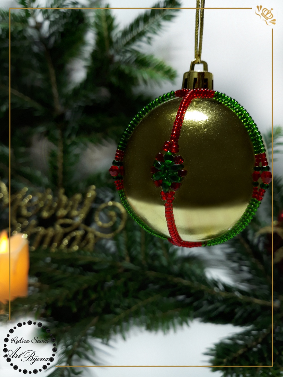 Globuleț Crăciun decorat cu mărgele - auriu cu floricele verzi - accesorii de crăciun - decorațiuni de crăciun de casă - decorațiuni pentru pomul de crăciun - Artynos.ro Globuleț Crăciun decorat cu mărgele - auriu cu floricele verzi - accesorii de crăciun - decorațiuni de crăciun de casă - decorațiuni pentru pomul de crăciun - Artynos.ro