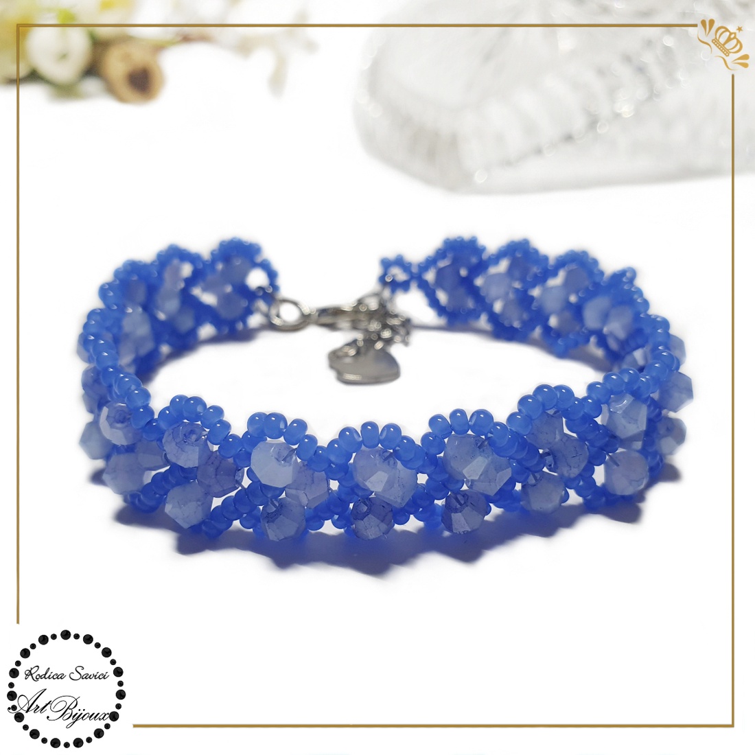 BRĂȚARĂ cu INIMIOARE din cristale - albastră - bijuterii - brățări - brățări din mărgele - Artynos.ro