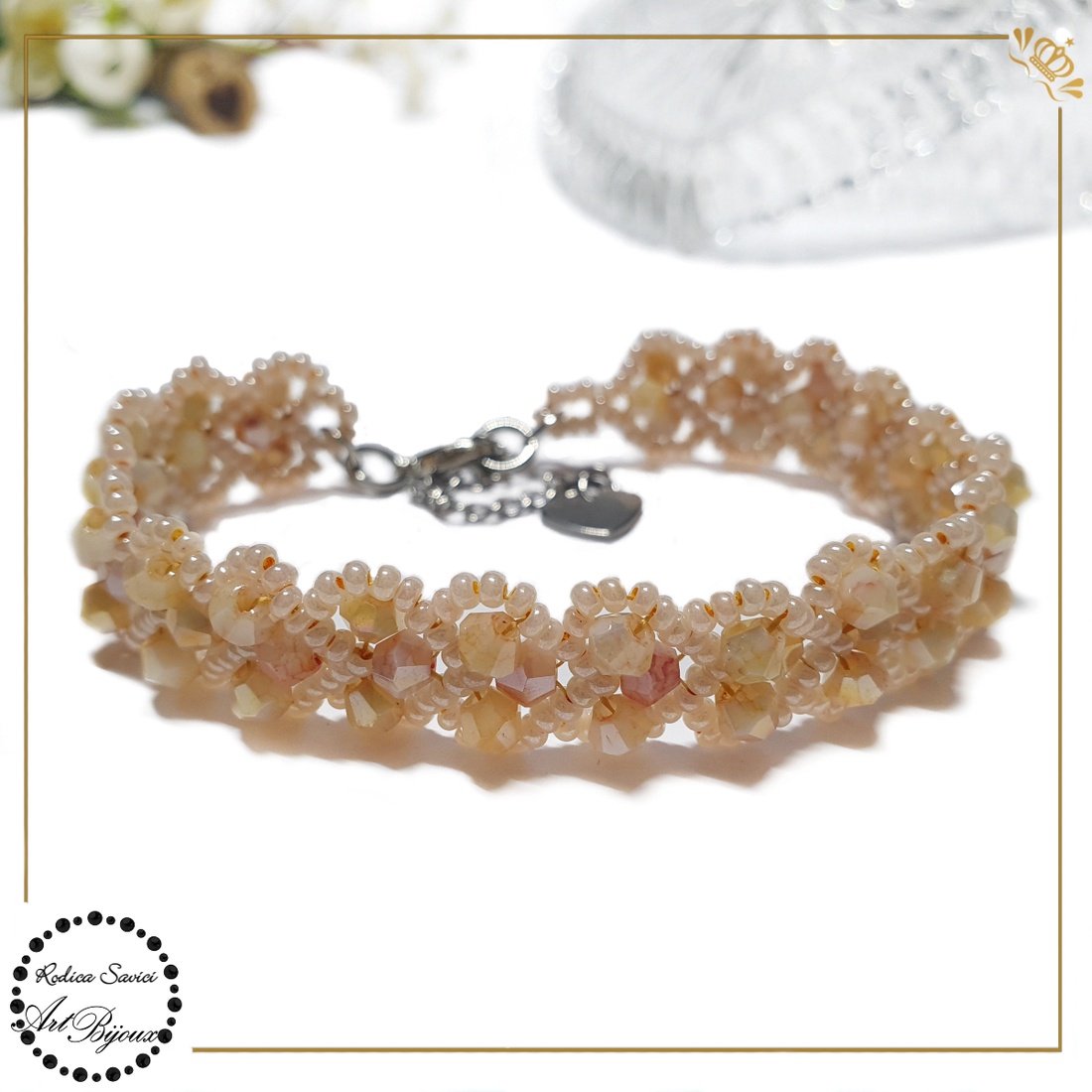 BRĂȚARĂ cu INIMIOARE din cristale - somon - bijuterii - brățări - brățări din mărgele - Artynos.ro