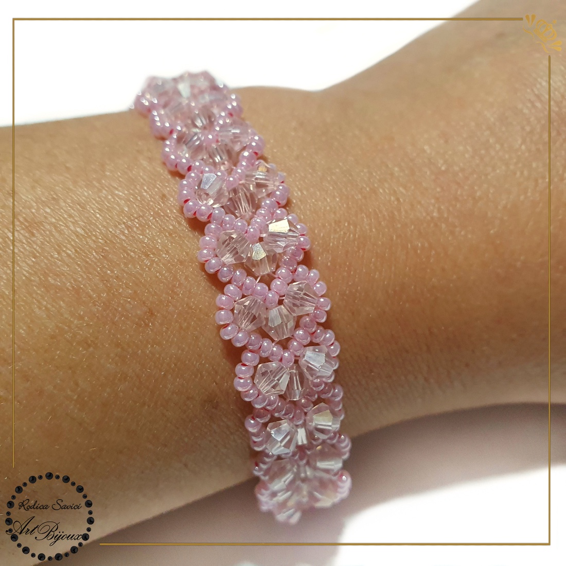 BRĂȚARĂ cu INIMIOARE din cristale - roz  - bijuterii - brățări - brățări din mărgele - Artynos.ro