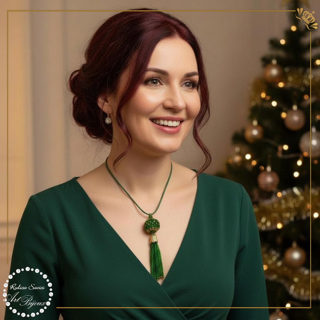 PANDANTIV BILUȚĂ CU FRANJURI verde cu auriu - bijuterii - coliere - pandative - Artynos.ro