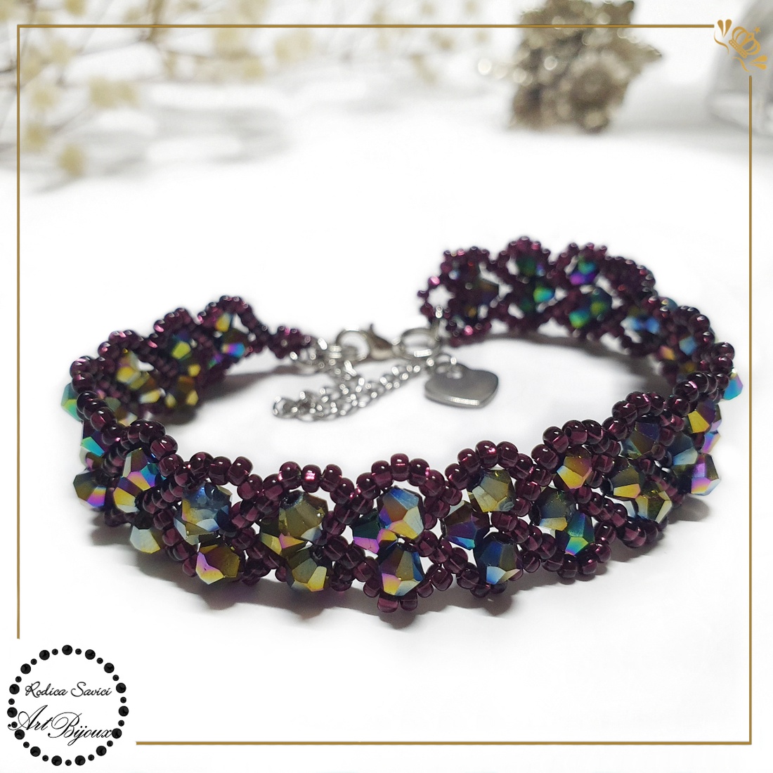 BRĂȚARĂ cu INIMIOARE din cristale - mov cu irizații - bijuterii - brățări - brățări din mărgele - Artynos.ro