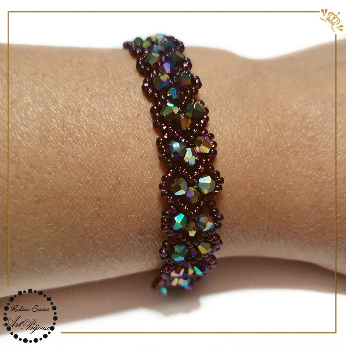BRĂȚARĂ cu INIMIOARE din cristale - mov cu irizații - bijuterii - brățări - brățări din mărgele - Artynos.ro