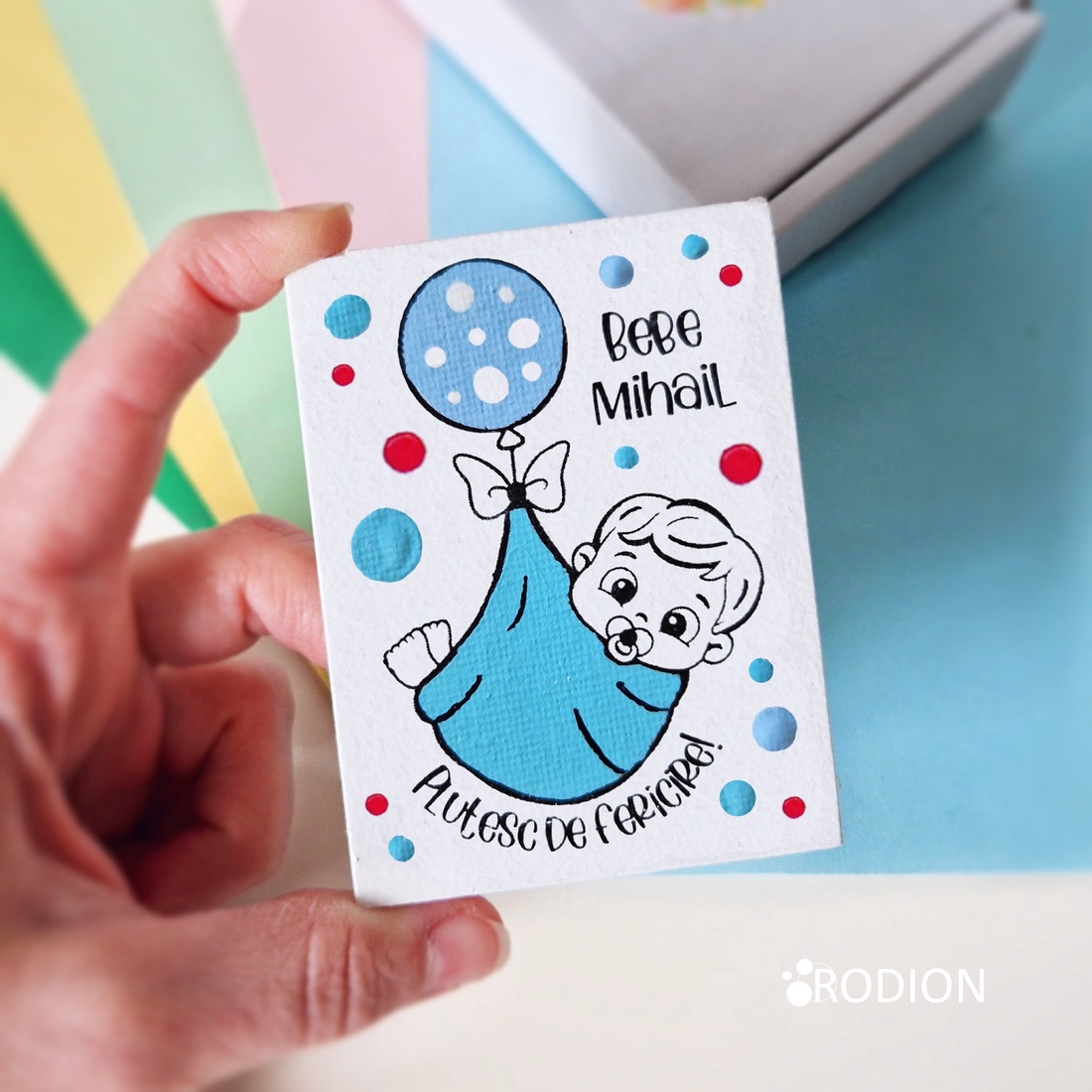 Marturii botez baietel pictat manual personalizate cu nume Balon - jucării și echipamente pentru copii - daruri de botez - Artynos.ro