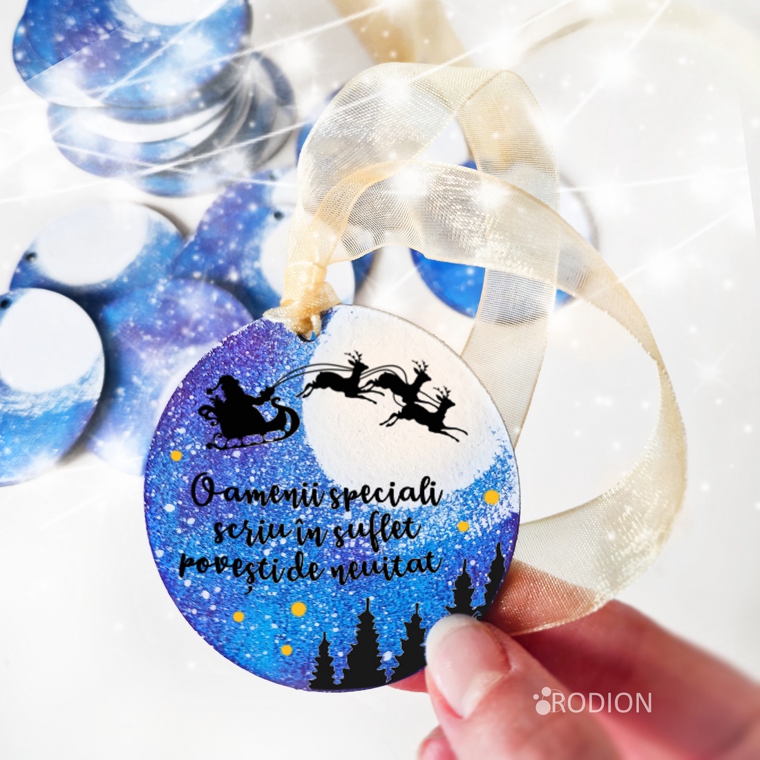 Glob Craciun pictat manual personalizat cu mesaj Galaxie - crăciun - decorațiuni de crăciun de casă - globuri de crăciun - Artynos.ro