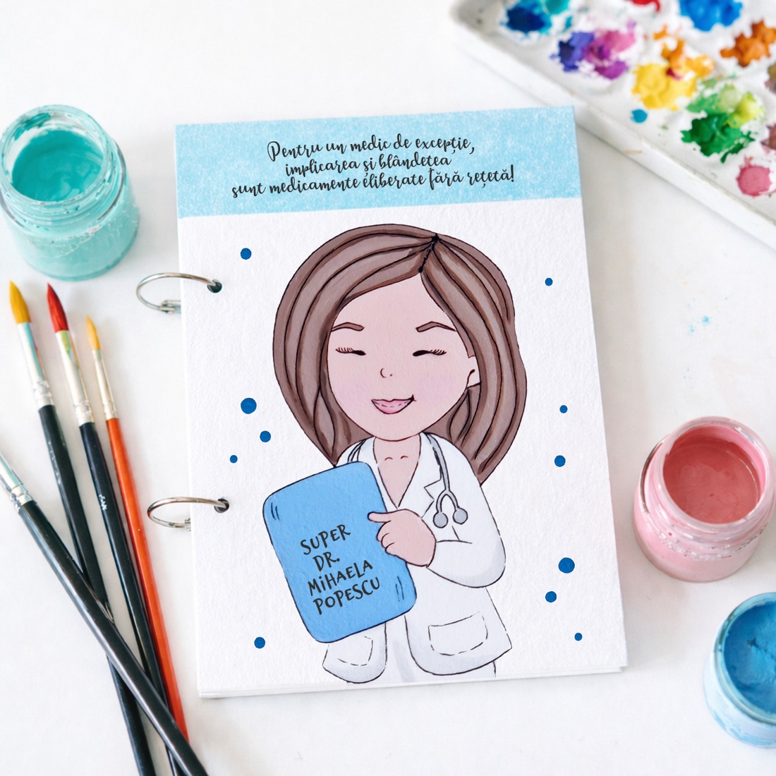 Agendă personalizată cu nume pictată manual cadou Medic - casă & stil de viață - produse de papetărie - caiete și jurnale - Artynos.ro