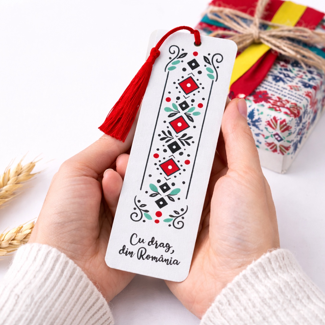 Semn de carte model popular romanesc, tema traditionala, pictat manual cu mesaj handmade - bijuterii - mărțișor - Artynos.ro