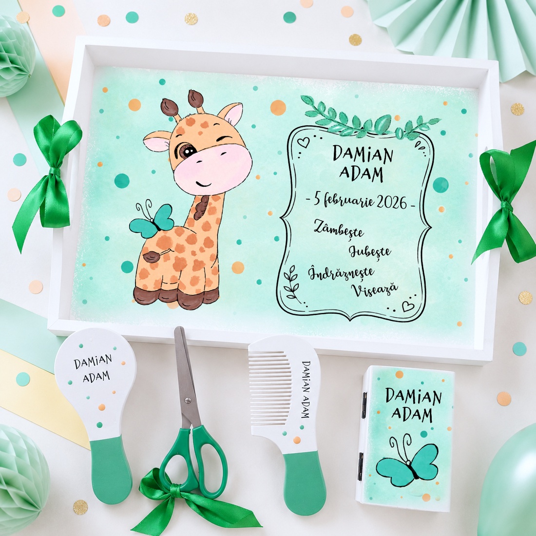 Set prima aniversare baietel jungle girafa tava mot personalizata pictata manual - jucării și echipamente pentru copii - saci și seturi pentru copii - seturi pentru copii - Artynos.ro