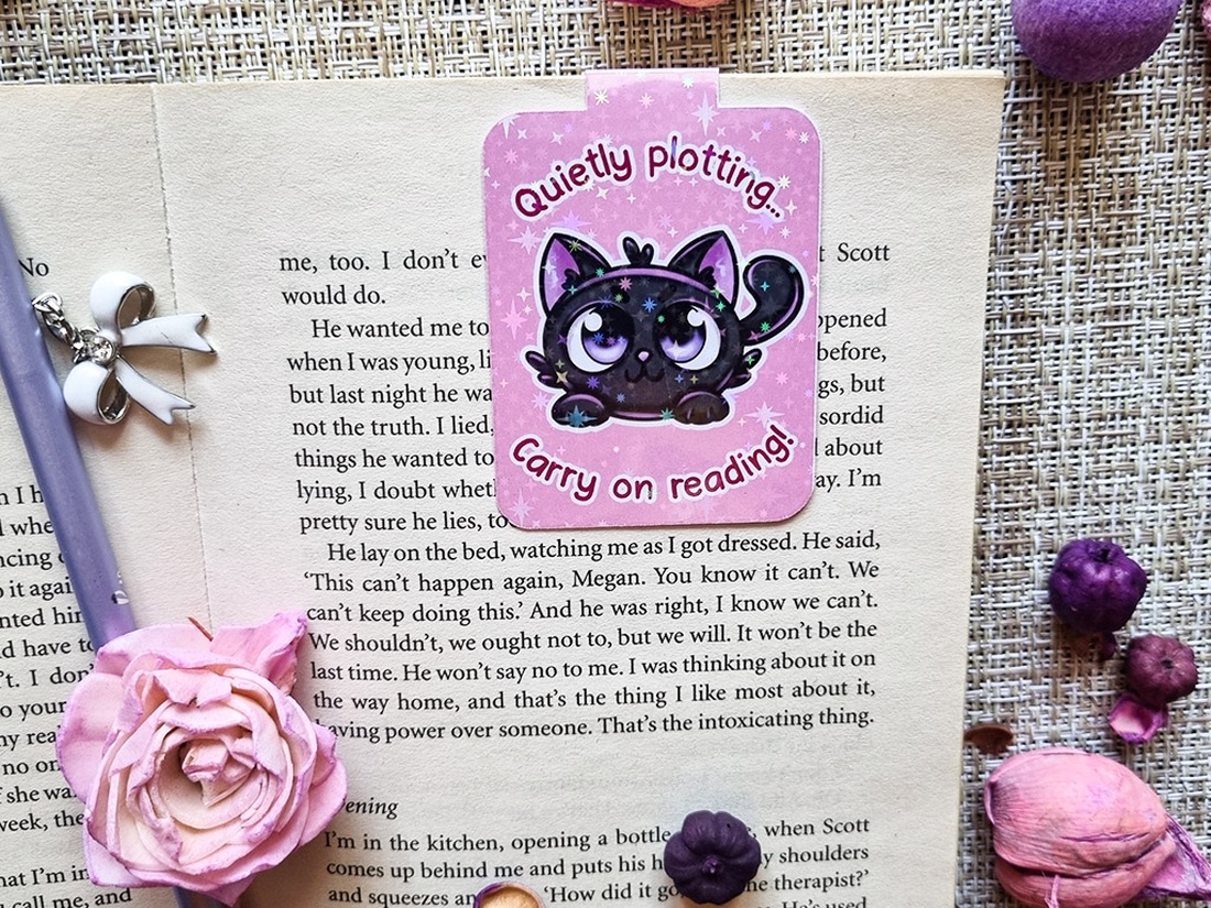 Semn de Carte Magnetic cu Pisică, textura Holografică � Cadou amuzant pentru iubitorii de lectură - cărți și creații cu tematică muzicală, cadouri - semn de carte - Artynos.ro