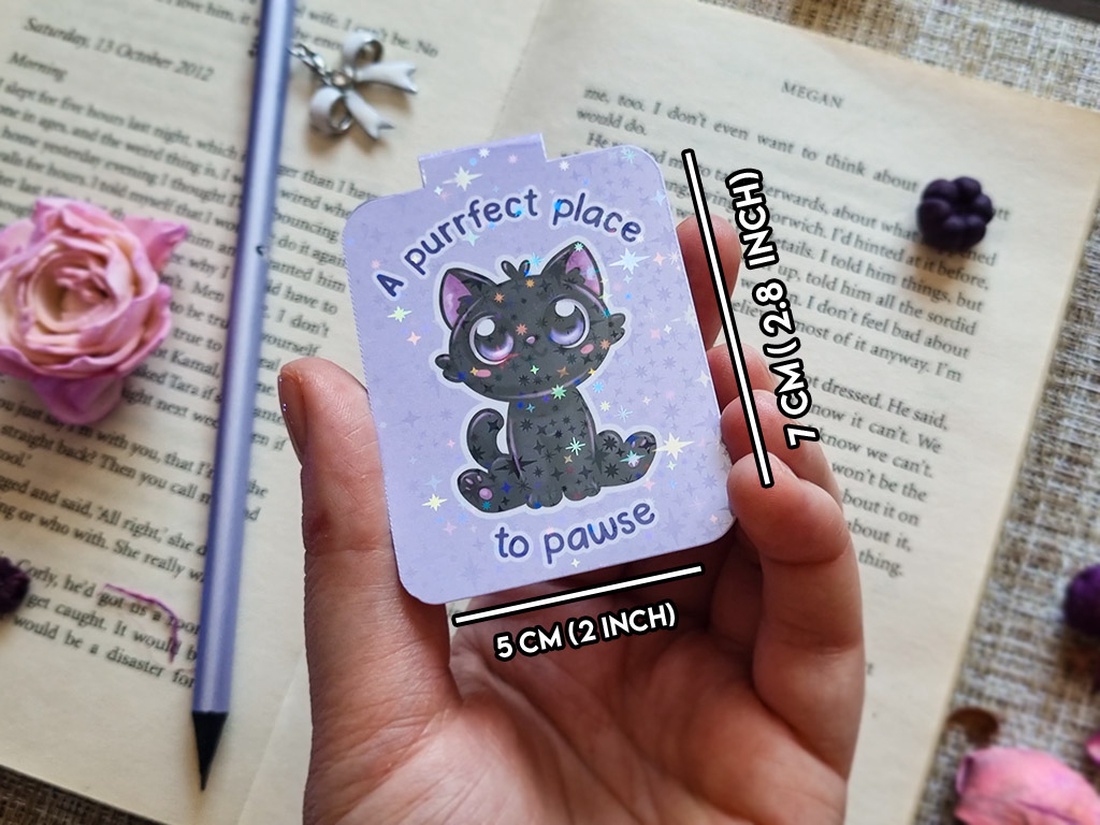 Semn de Carte Magnetic Holografic cu Pisică Neagră � Cadou pentru iubitorii de lectură - cărți și creații cu tematică muzicală, cadouri - semn de carte - Artynos.ro