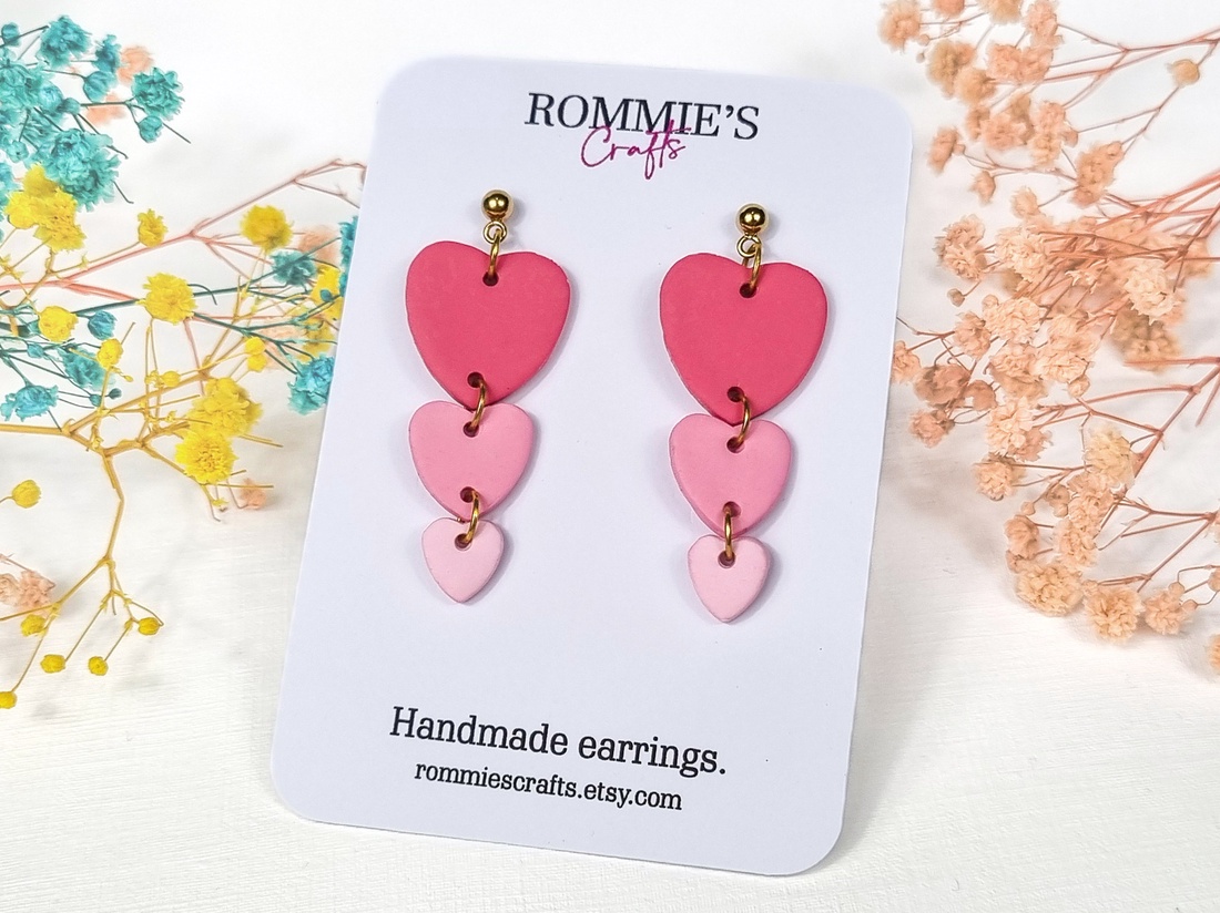 Cercei Inimi Roz în Degrade � Bijuterii handmade din lut polimeric - bijuterii - cercei - cercei lungi - Artynos.ro