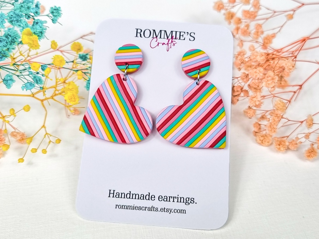 Cercei Handmade inimioara retro, din lut polimeric, multicolori - bijuterii - cercei - cercei cu figurine - Artynos.ro