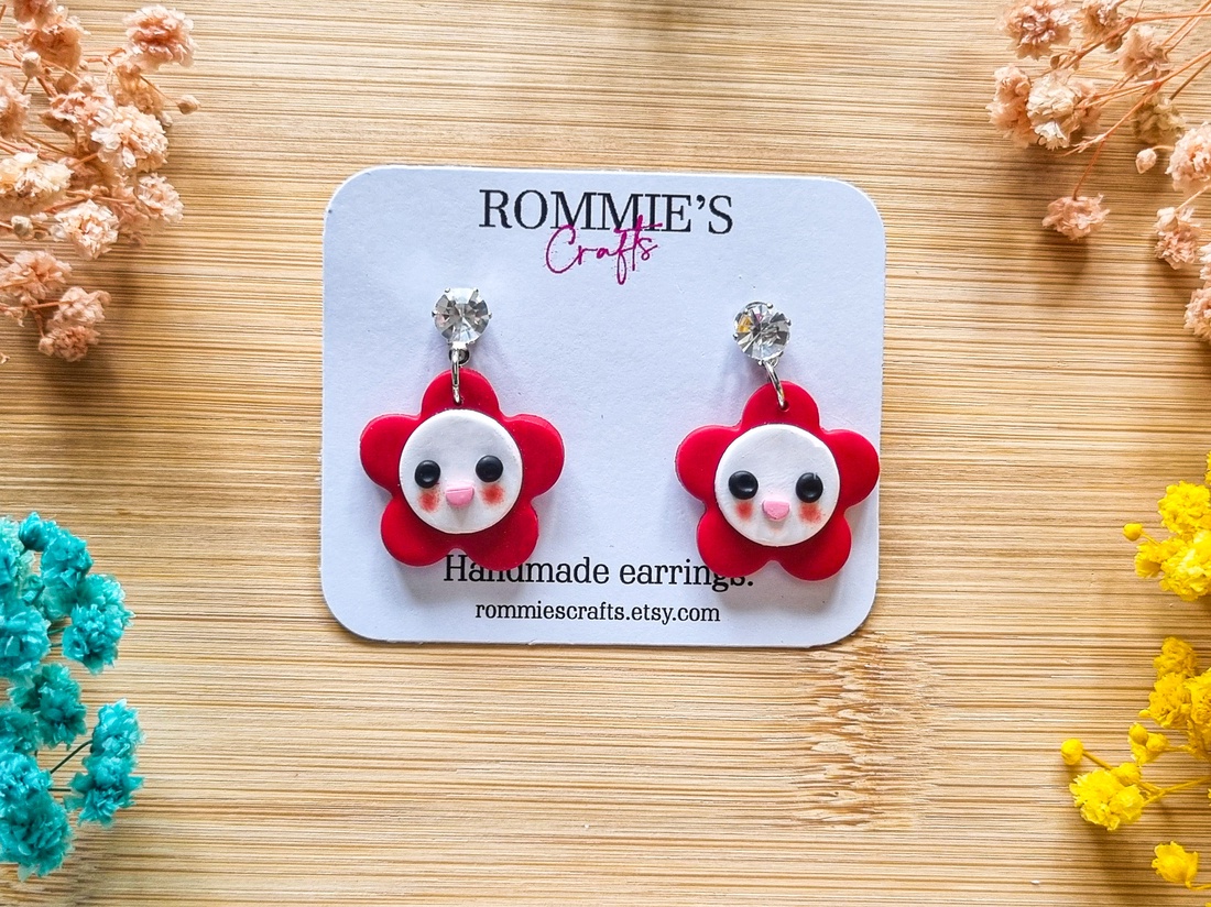 Cercei handmade floricele cute din lut polimeric - bijuterii - cercei - cercei cu figurine - Artynos.ro