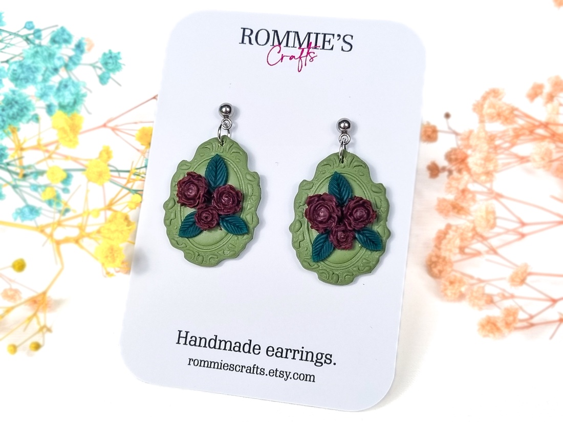 Cercei vintage cu trandafiri, handmade din lut polimeric - bijuterii - cercei - cercei lungi - Artynos.ro