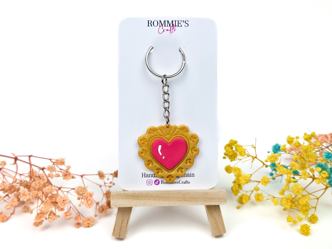Breloc inima inspirat de Sailor Moon, din lut polimeric - genți și portofele - accesorii genți - breloc - Artynos.ro
