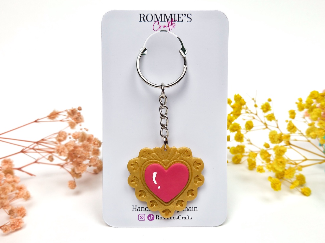 Breloc inima inspirat de Sailor Moon, din lut polimeric - genți și portofele - accesorii genți - breloc - Artynos.ro