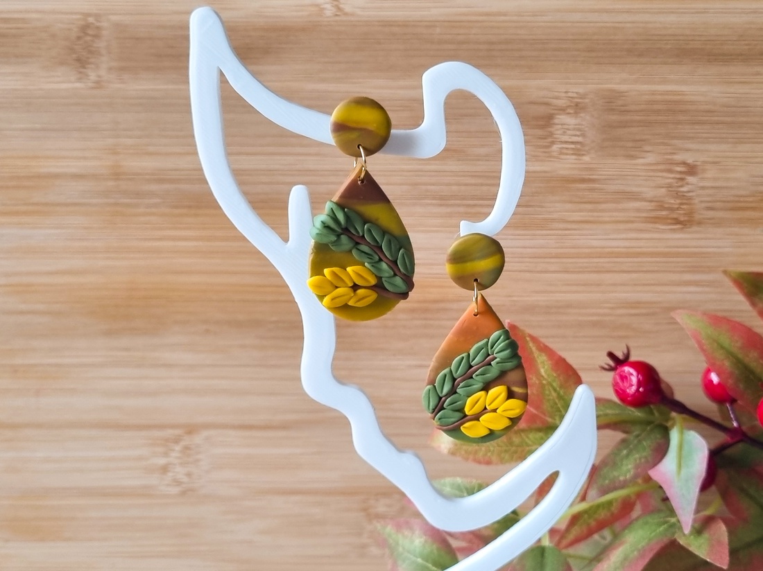 Cercei botanici de toamna, handmade din lut polimeric - bijuterii - cercei - cercei lungi - Artynos.ro
