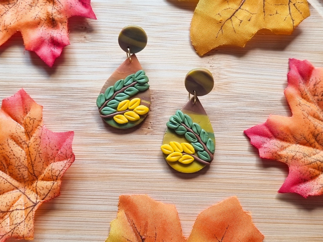 Cercei botanici de toamna, handmade din lut polimeric - bijuterii - cercei - cercei lungi - Artynos.ro
