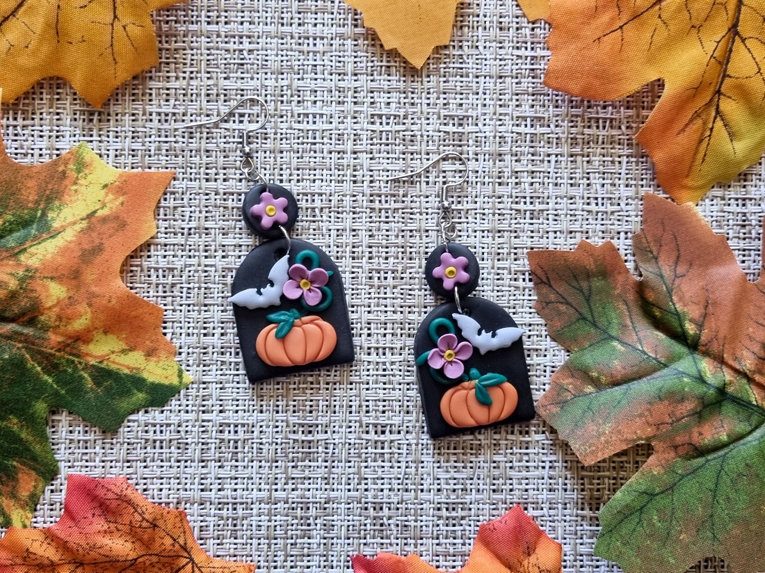 Cercei Halloween cu dovleci si lilieci, handmade din lut polimeric - bijuterii - cercei - cercei lungi - Artynos.ro