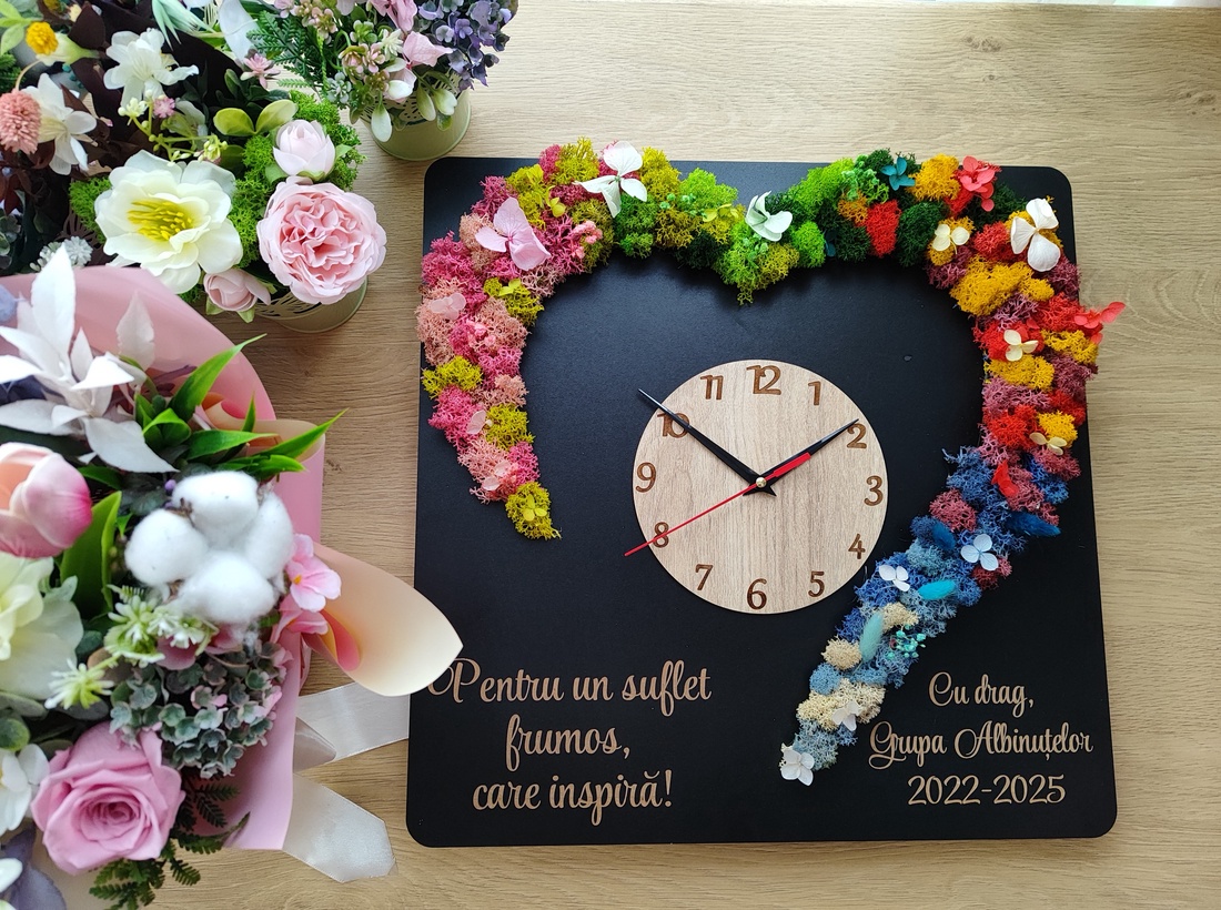 Decorațiune Ceas - Cadre Didactice- învățătoare,educatoare,profesori ideal pentru serbare, final de an scolar - casă & stil de viață - decorațiuni de casă - accesorii florale - buchete de flori - Artynos.ro