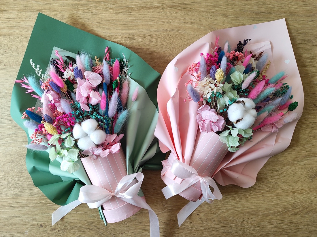 Aranjament - Recunoștință Cadre Didactice- învățătoare,educatoare,profesori ideal pentru serbare, final de an scolar - casă & stil de viață - decorațiuni de casă - accesorii florale - buchete de flori - Artynos.ro