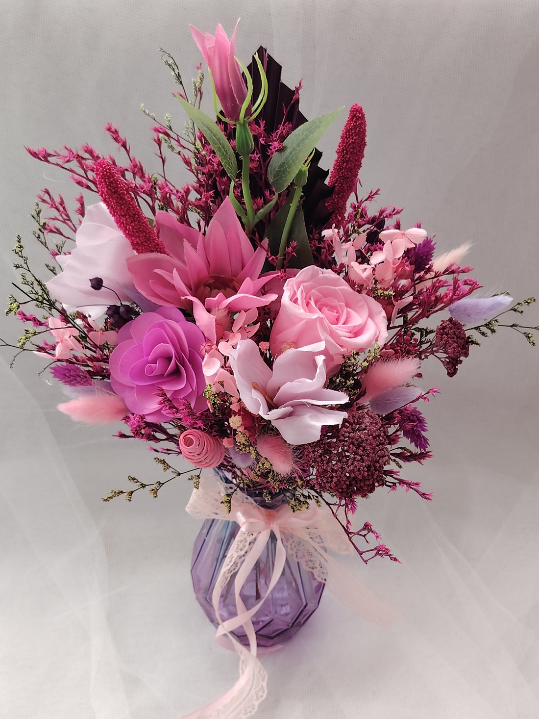 Aranjament în vaza cu flori criogenate și stablizate - trandafir, hortensie, gypsophila - casă & stil de viață - decorațiuni de casă - accesorii florale - buchete de flori - Artynos.ro