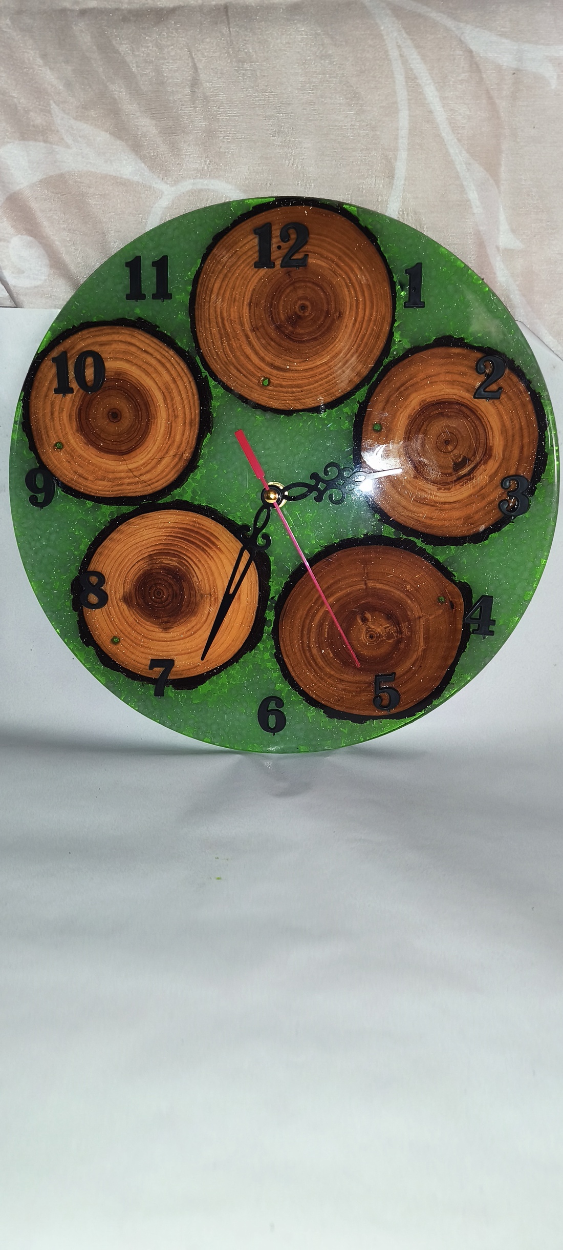 Ceas de perete  rustic din rasina epoxidicā - casă & stil de viață - decorațiuni de casă - decorațiuni de pereți - ceasuri de perete - Artynos.ro