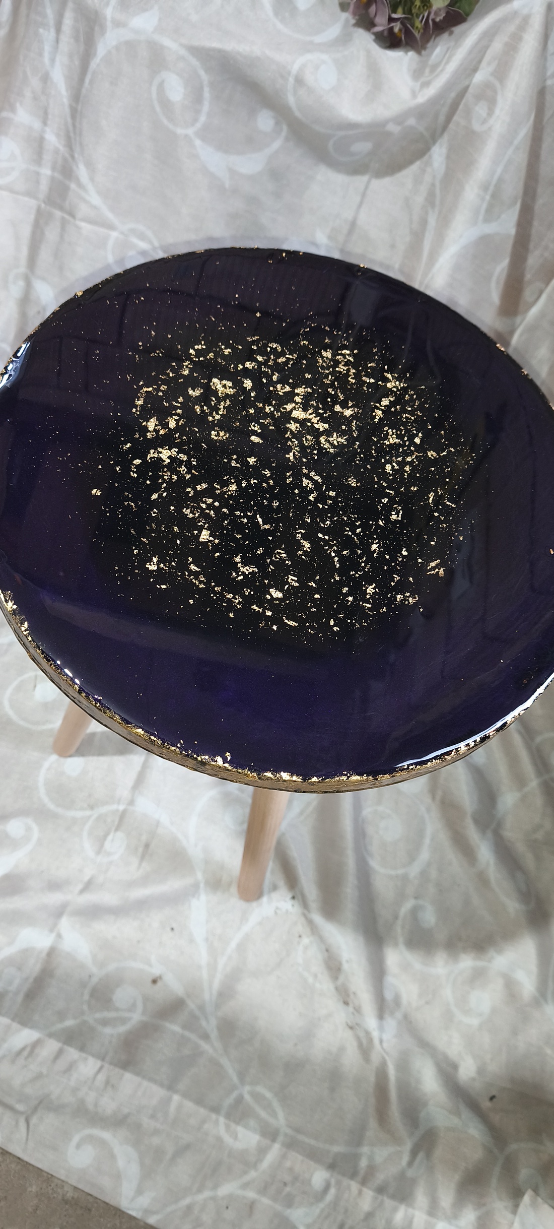 Masā din rāsina handmade - casă & stil de viață - accesorii pentru echipamente de bucătărie - accesorii de servire - măsuță servire - Artynos.ro